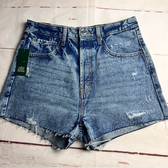 Wild Fable Women's Highest Rise Frayed Hem Distressed Jean Shorts Sz 10 - Picture 1 of 10